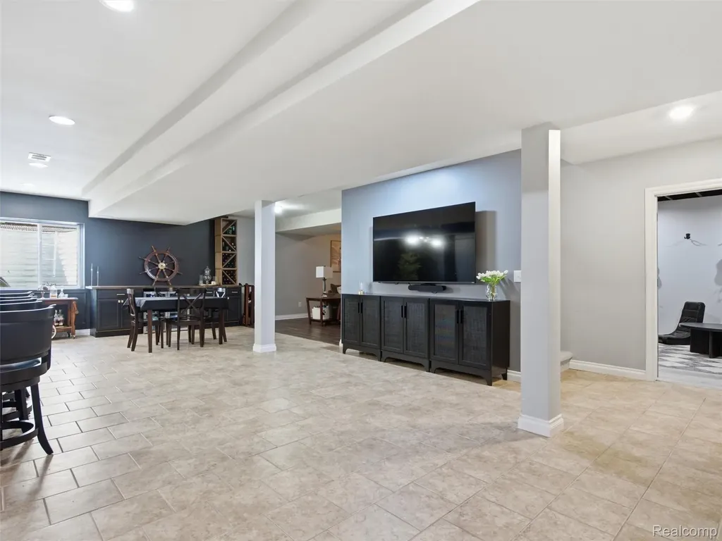 39218 Nautical Lane Harrison Charter Township MI 48045
