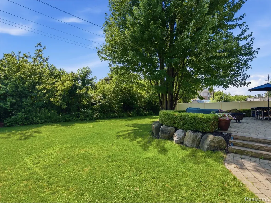 39218 Nautical Lane Harrison Charter Township MI 48045