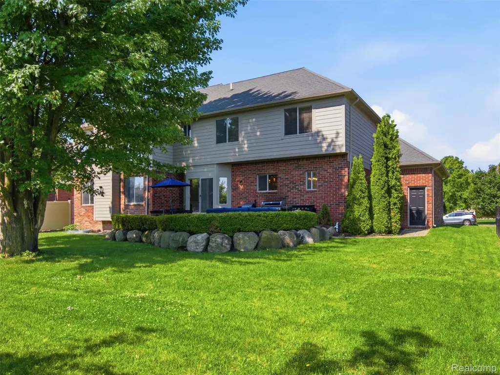 39218 Nautical Lane Harrison Charter Township MI 48045