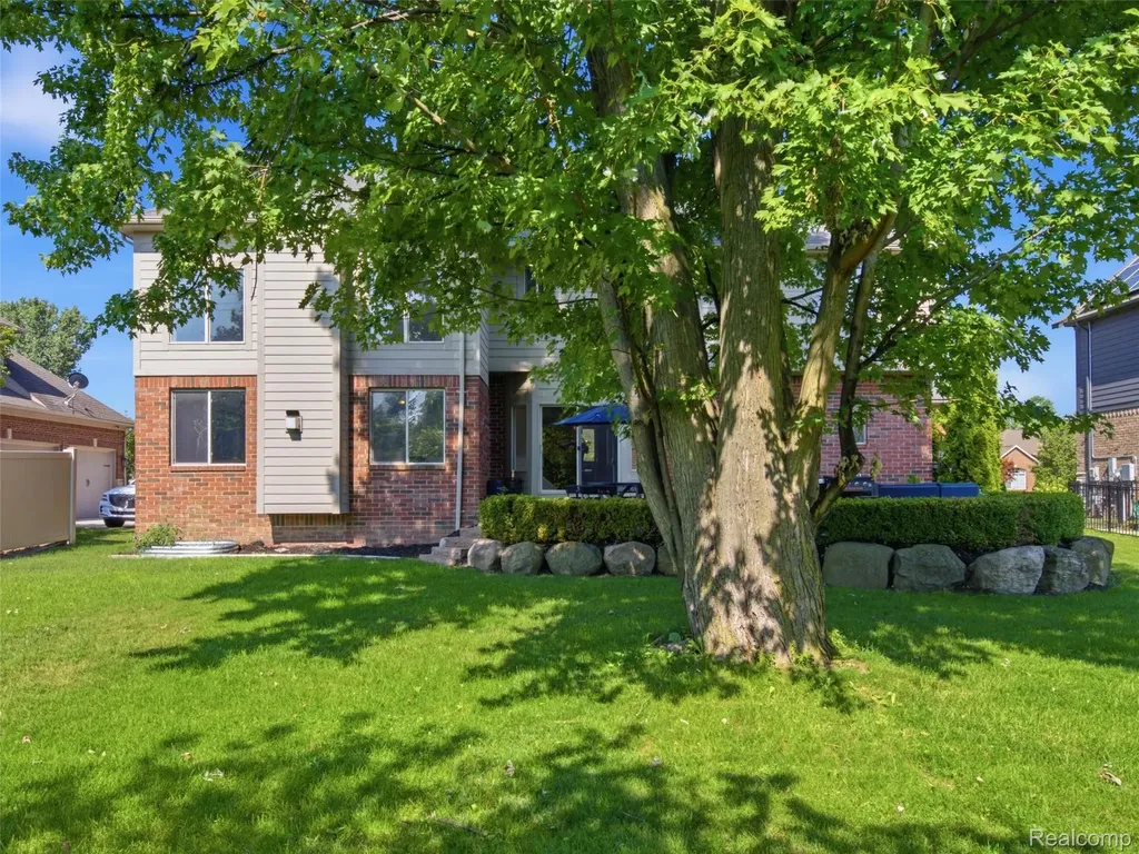 39218 Nautical Lane Harrison Charter Township MI 48045