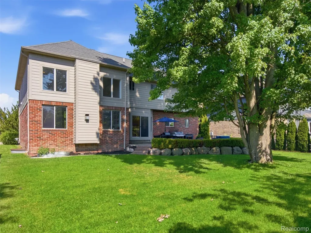 39218 Nautical Lane Harrison Charter Township MI 48045