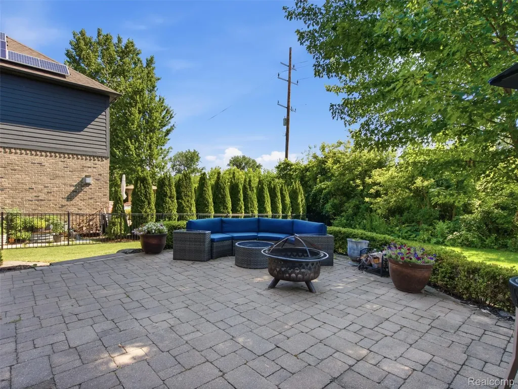 39218 Nautical Lane Harrison Charter Township MI 48045