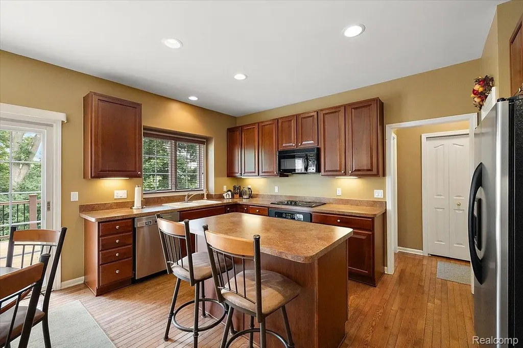1885 Avon Glen Lane Orion Charter Township MI 48360