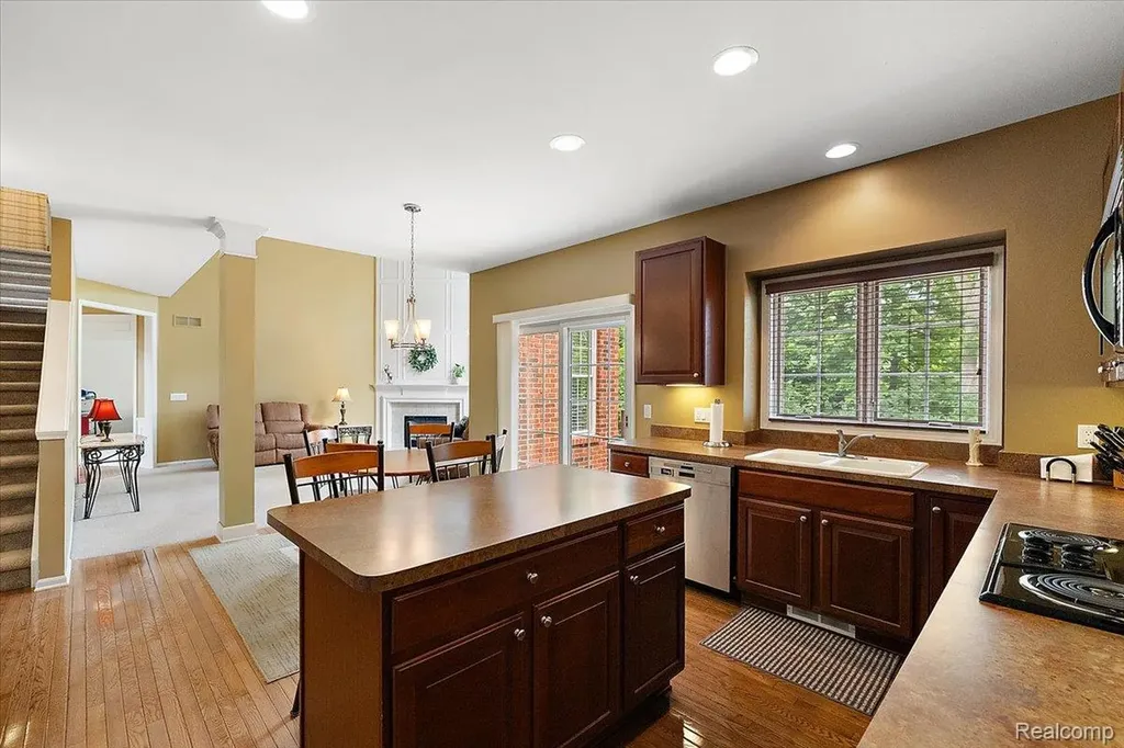 1885 Avon Glen Lane Orion Charter Township MI 48360