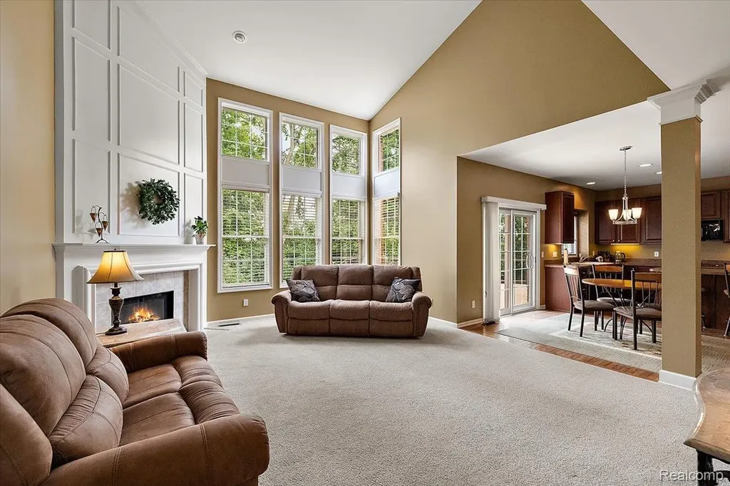 1885 Avon Glen Lane Orion Charter Township MI 48360