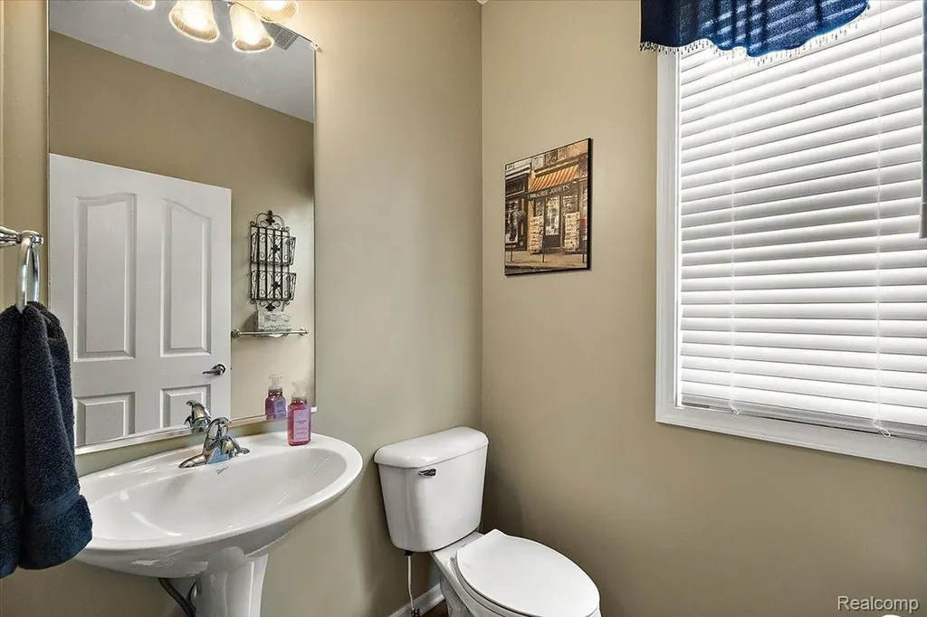 1885 Avon Glen Lane Orion Charter Township MI 48360