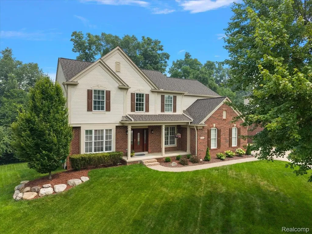 1885 Avon Glen Lane Orion Charter Township MI 48360