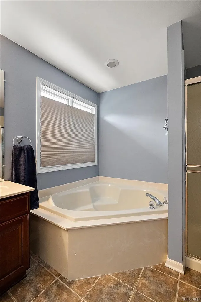 1885 Avon Glen Lane Orion Charter Township MI 48360