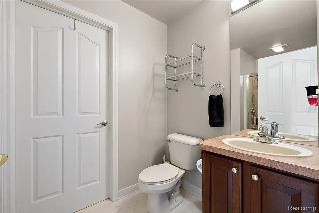 1885 Avon Glen Lane Orion Charter Township MI 48360
