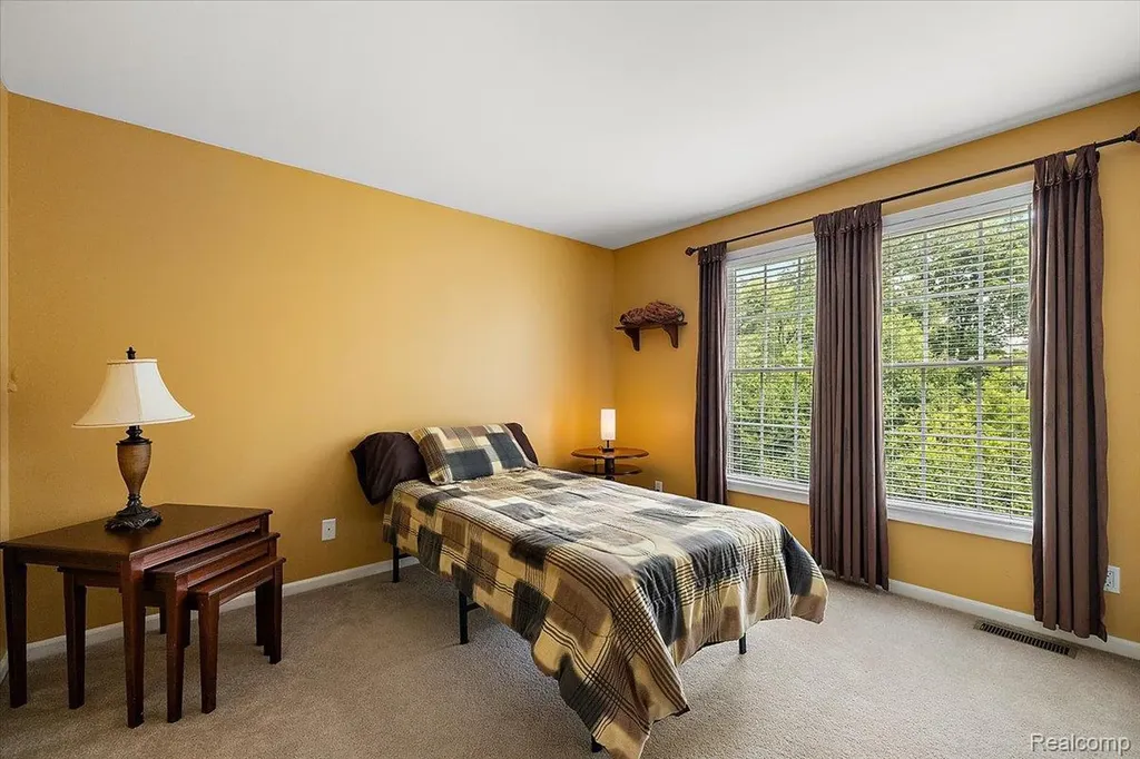 1885 Avon Glen Lane Orion Charter Township MI 48360