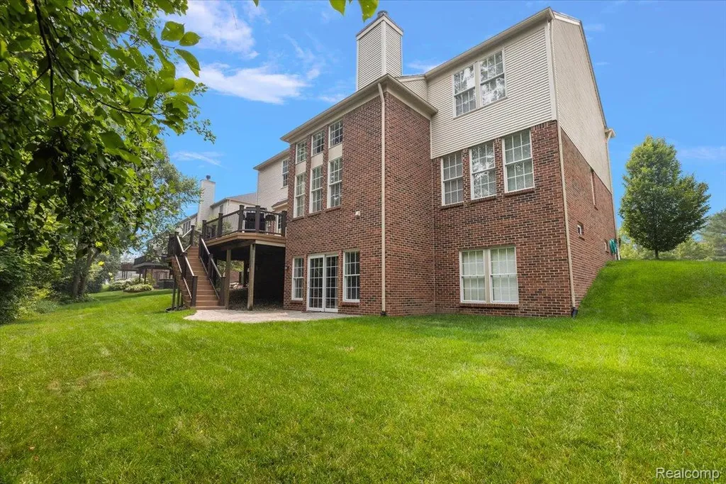 1885 Avon Glen Lane Orion Charter Township MI 48360