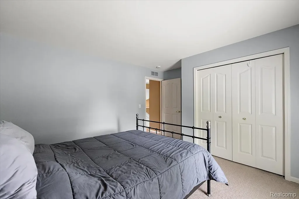 1885 Avon Glen Lane Orion Charter Township MI 48360
