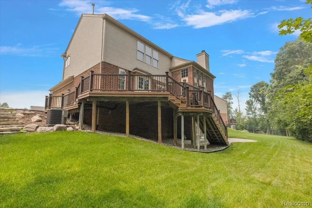 1885 Avon Glen Lane Orion Charter Township MI 48360