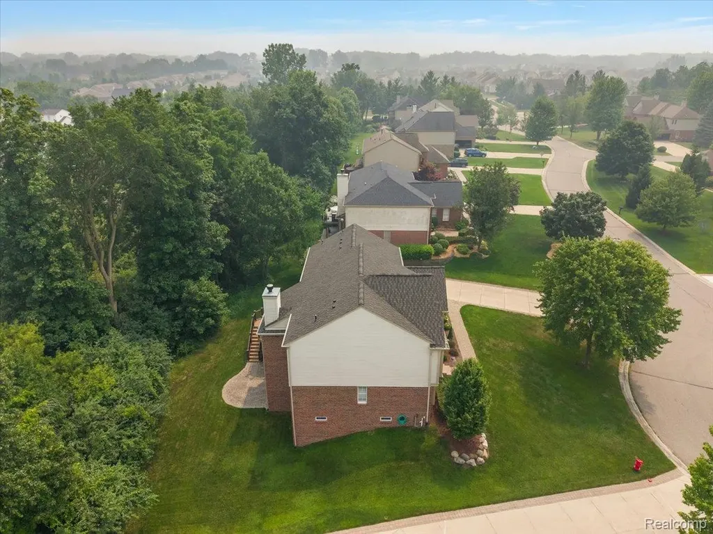 1885 Avon Glen Lane Orion Charter Township MI 48360