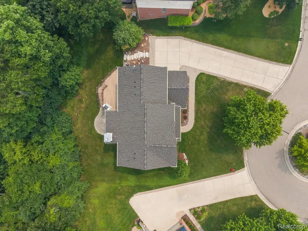 1885 Avon Glen Lane Orion Charter Township MI 48360