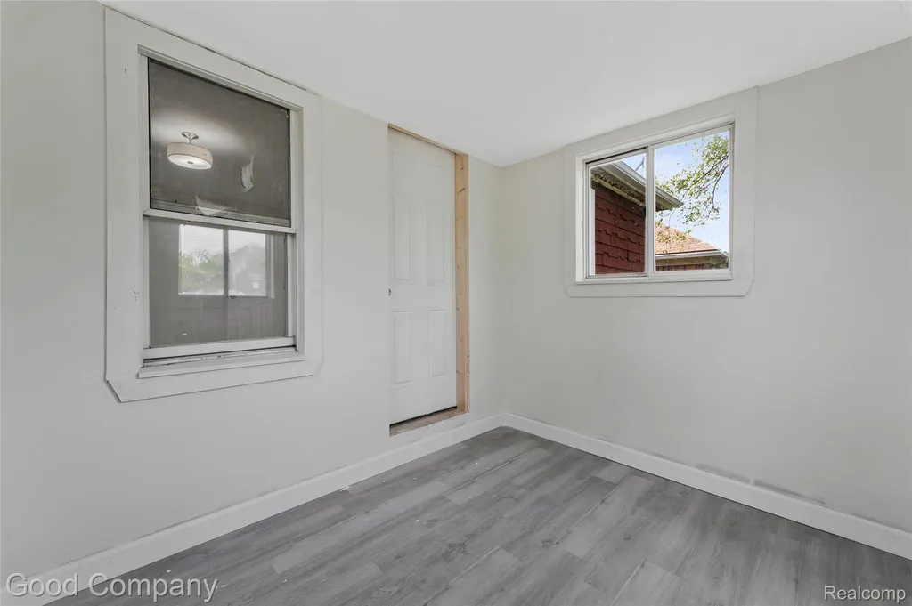 16644 Washburn Street Detroit City MI 48221