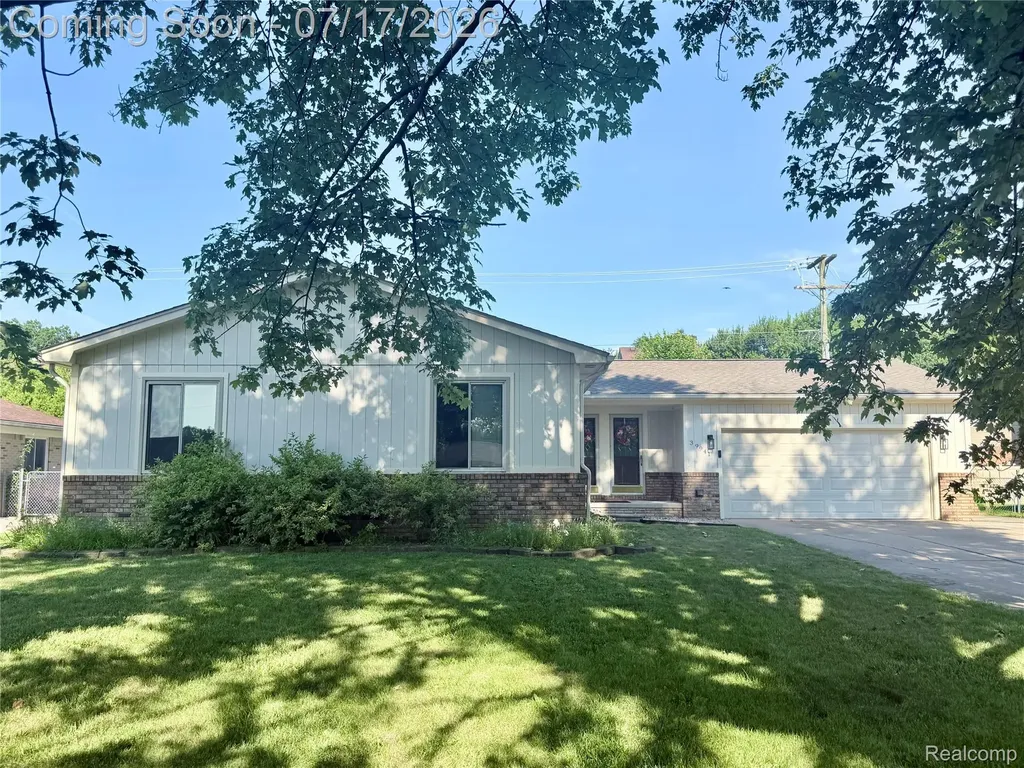 39941 Bridgeview Street Harrison Charter Township MI 48045
