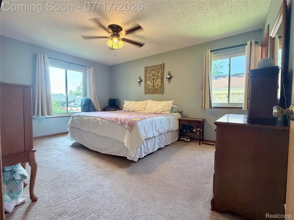 39941 Bridgeview Street Harrison Charter Township MI 48045