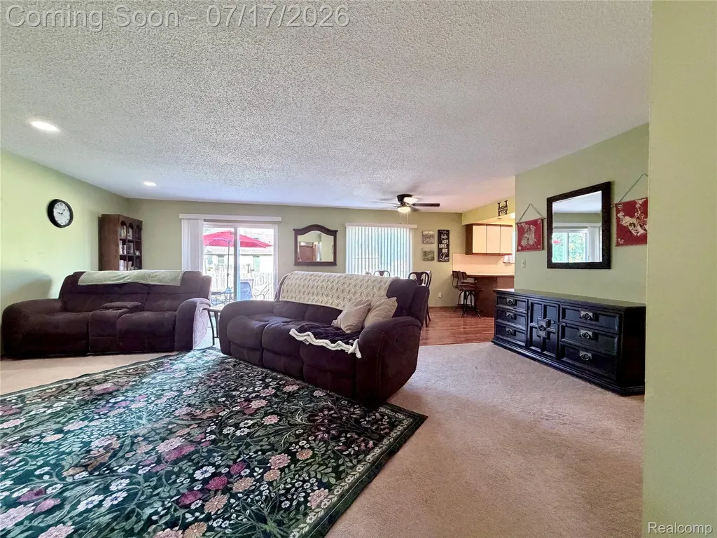 39941 Bridgeview Street Harrison Charter Township MI 48045