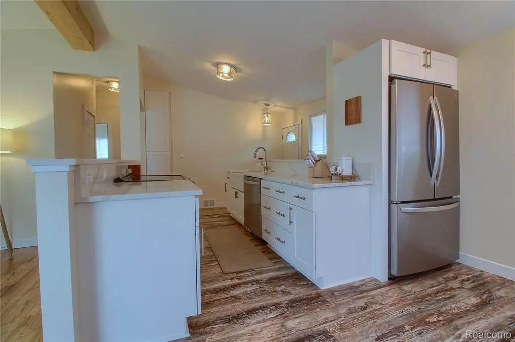 8134 Melvin Avenue Westland City MI 48185