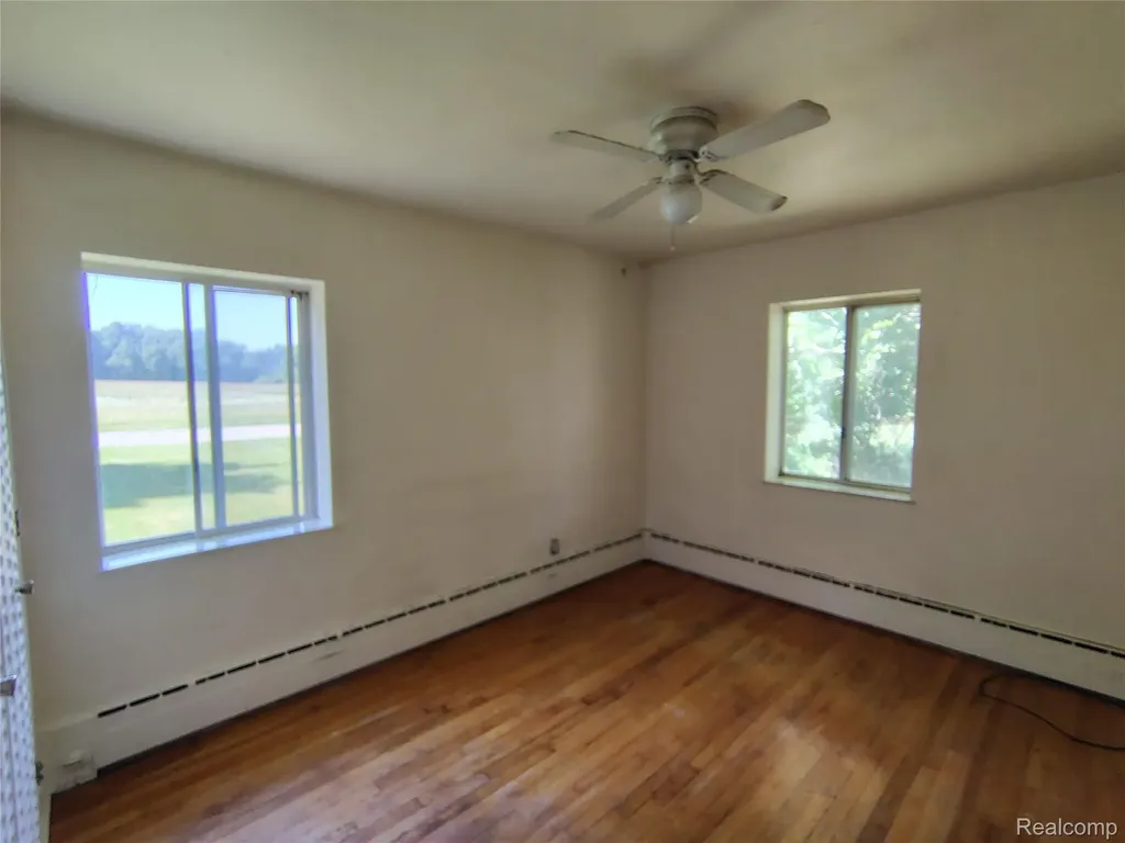 5600 Hemingway Lake Road Otter Lake Village MI 48464