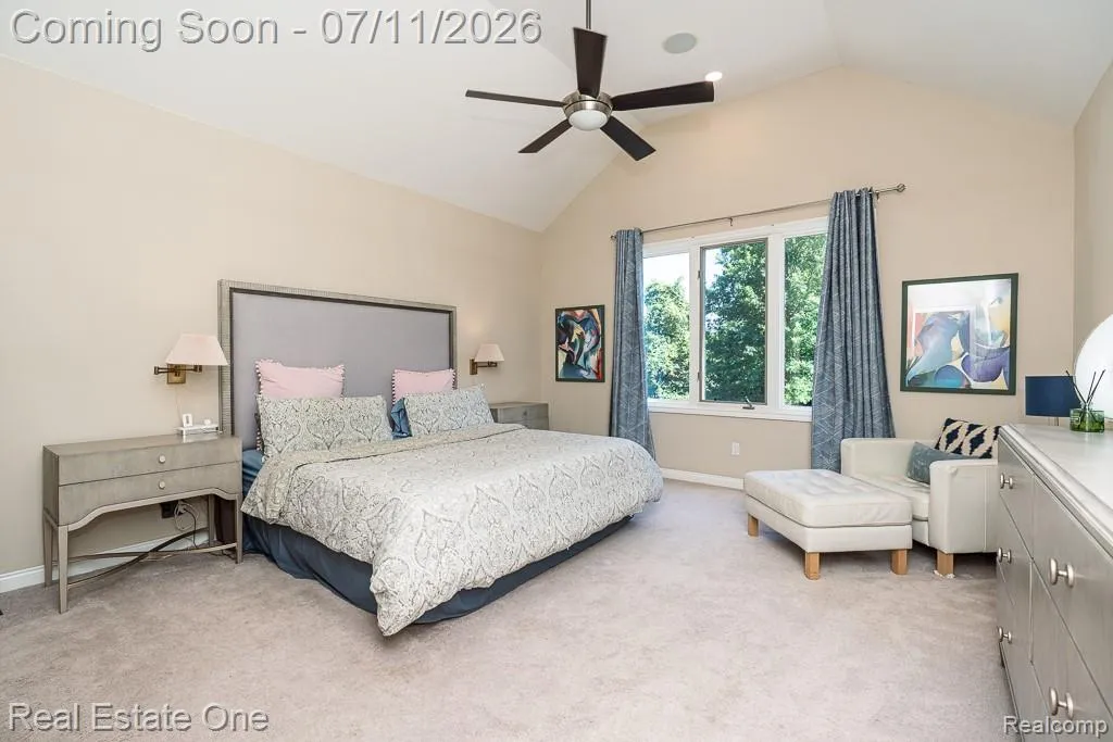 1067 Newgate Court Oakland Charter Township MI 48363