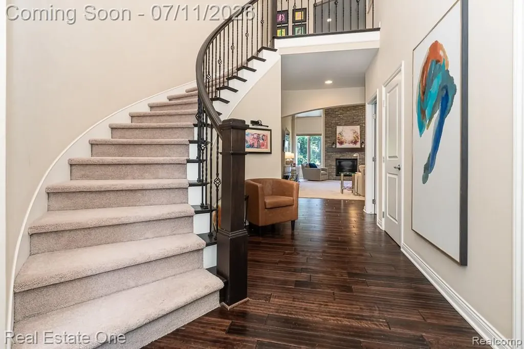 1067 Newgate Court Oakland Charter Township MI 48363