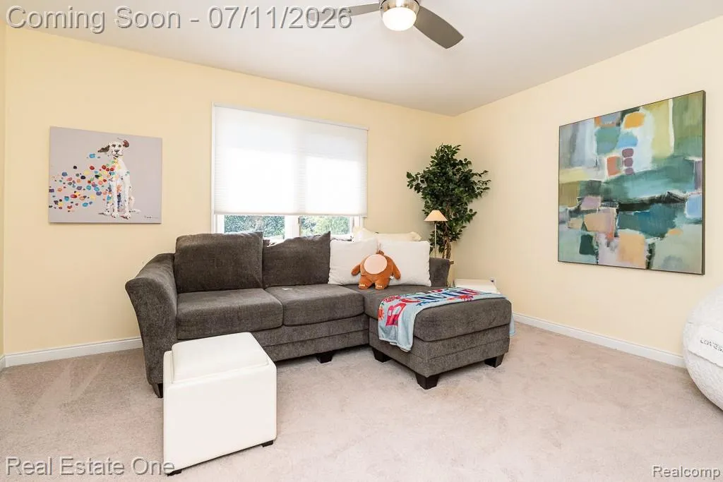 1067 Newgate Court Oakland Charter Township MI 48363