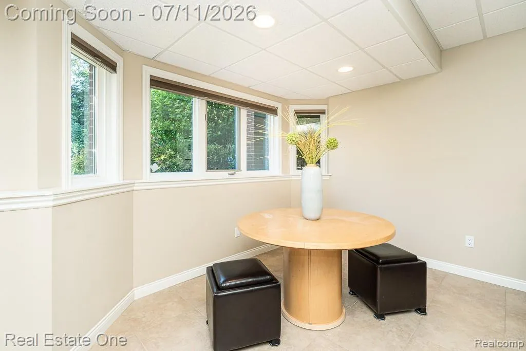 1067 Newgate Court Oakland Charter Township MI 48363