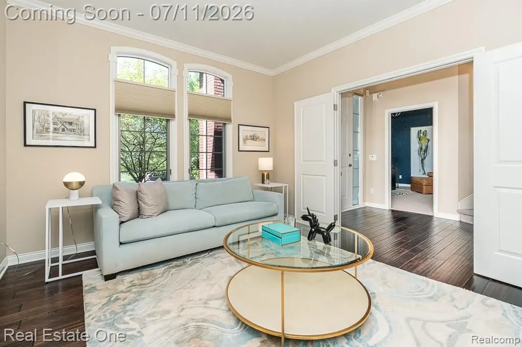 1067 Newgate Court Oakland Charter Township MI 48363