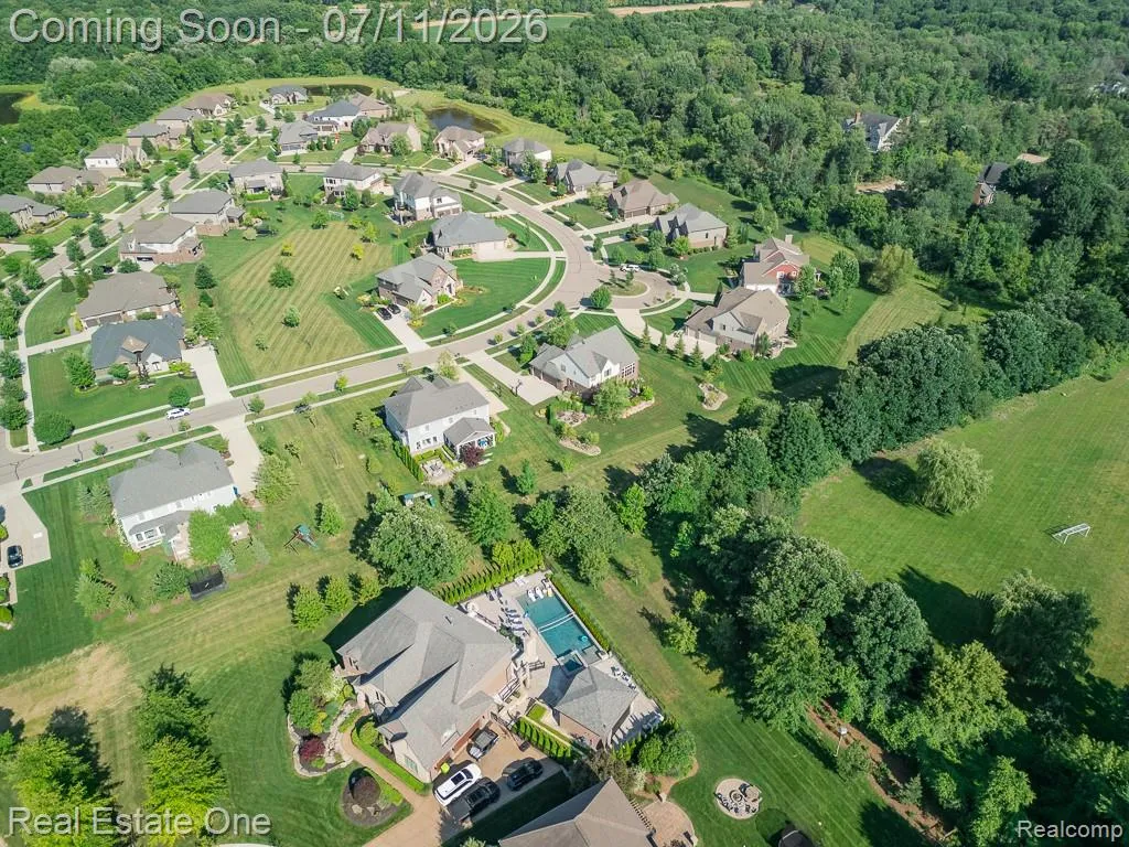 1067 Newgate Court Oakland Charter Township MI 48363