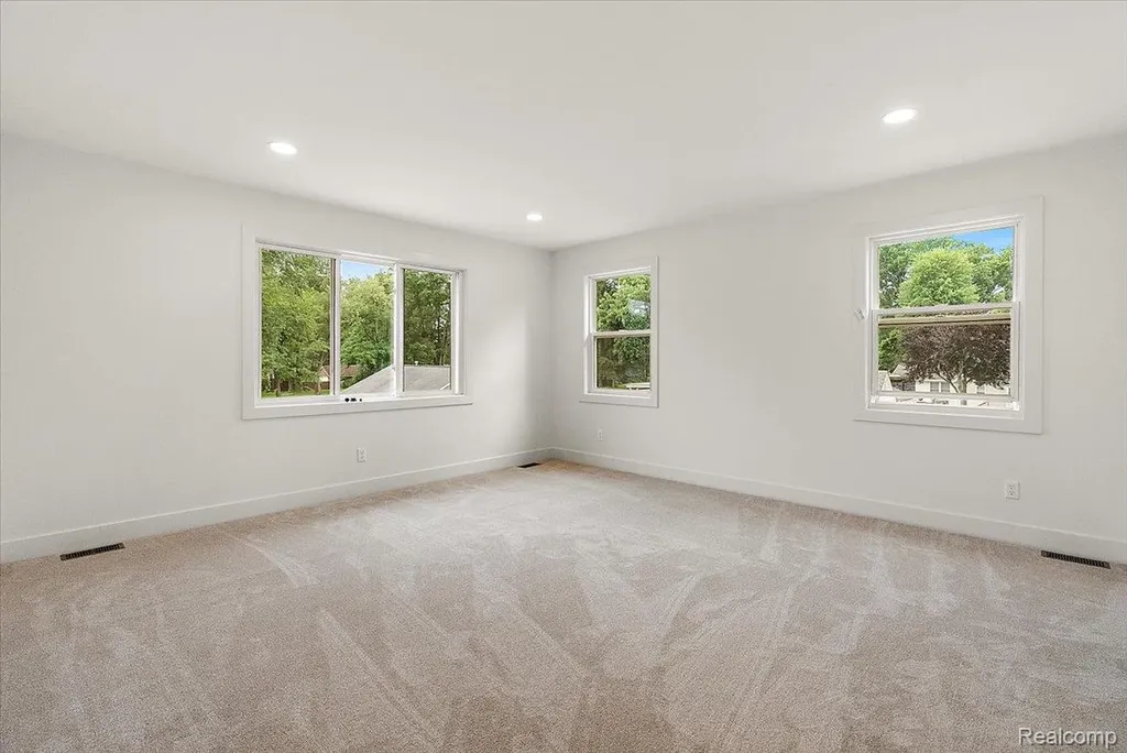 8774 Speedway Drive Shelby Charter Township MI 48317