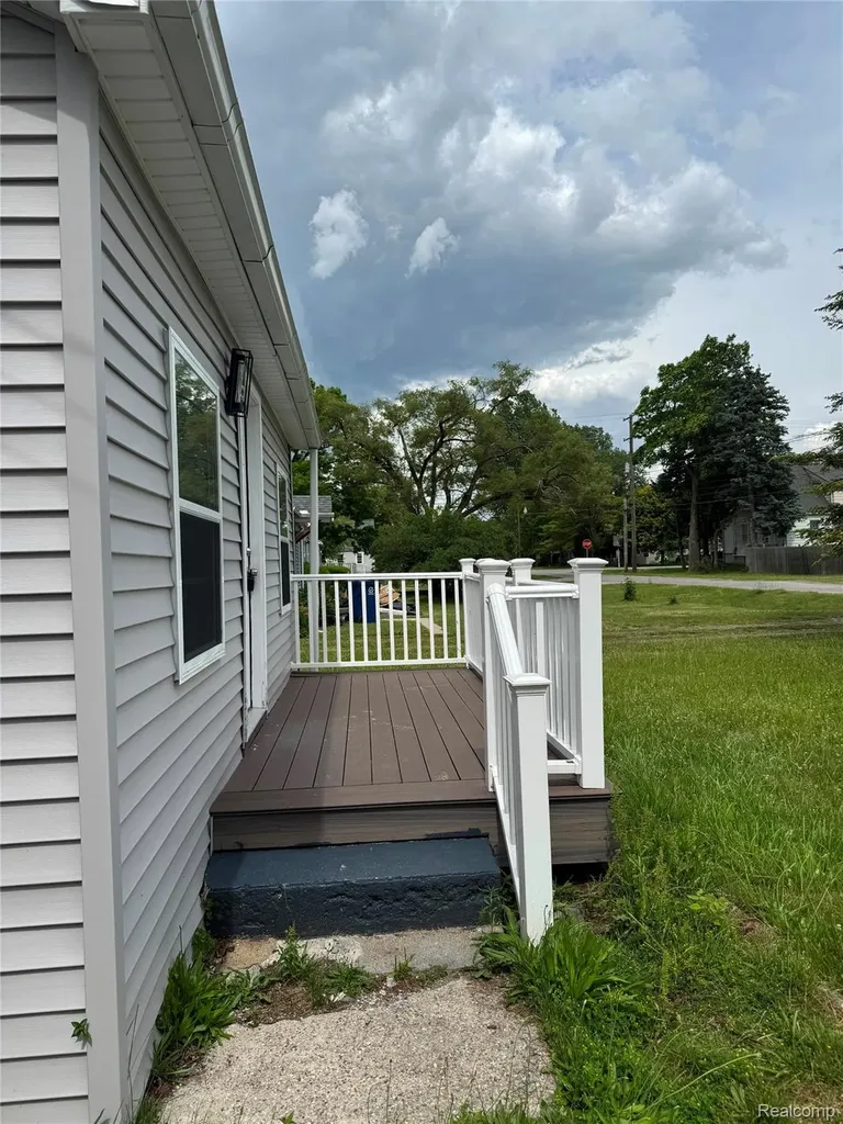 3553 N Monroe Street Carrollton Township MI 48724