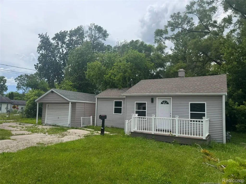 3553 N Monroe Street Carrollton Township MI 48724