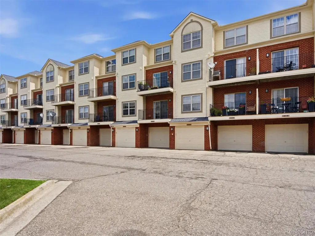 1528 Devon Lane Troy City MI 48084