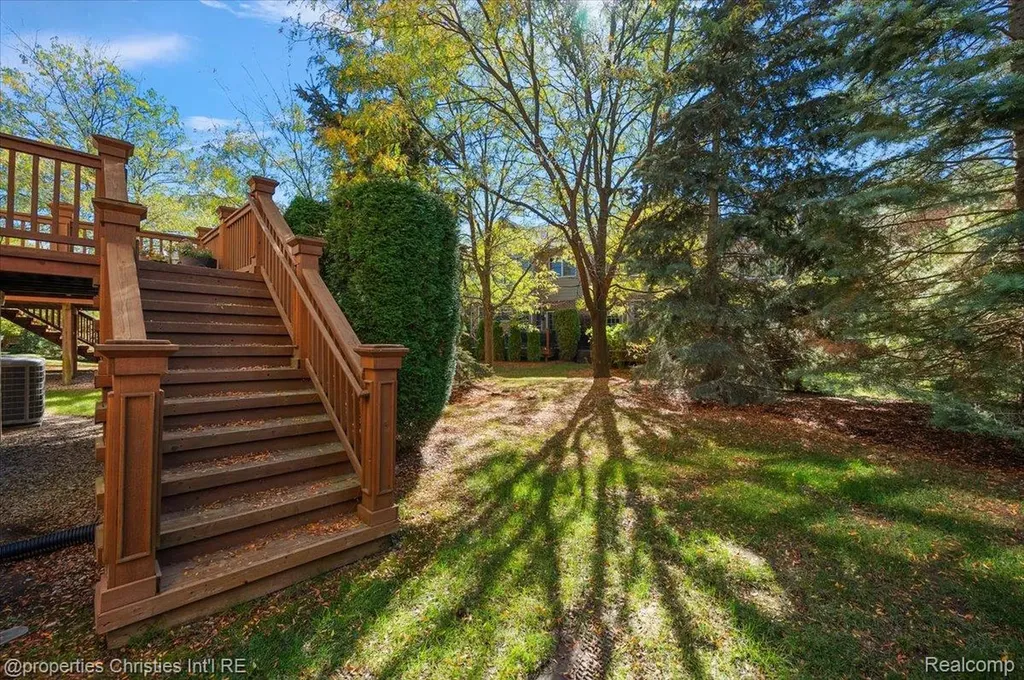 44683 Broadmoor Circle N Northville Township MI 48168