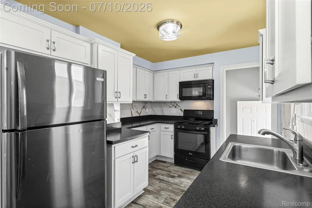 26508 Five Mile Road Redford Charter Township MI 48239