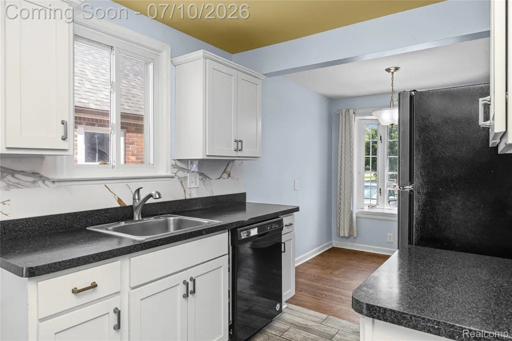 26508 Five Mile Road Redford Charter Township MI 48239