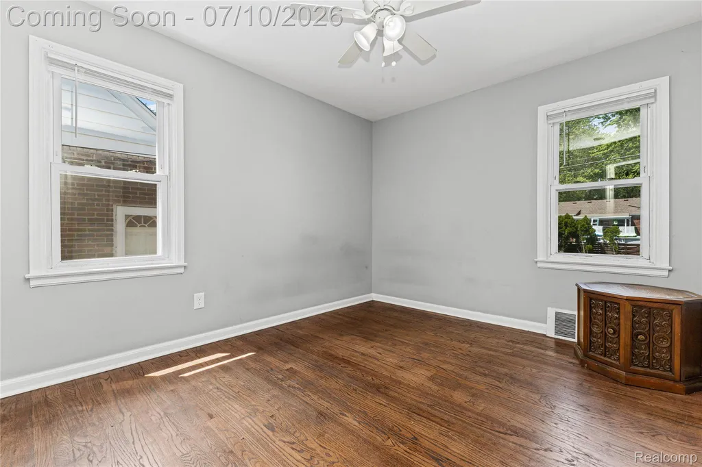26508 Five Mile Road Redford Charter Township MI 48239