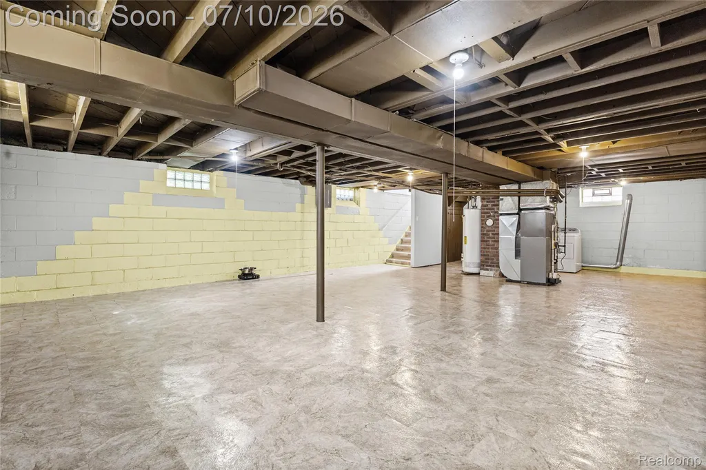 26508 Five Mile Road Redford Charter Township MI 48239