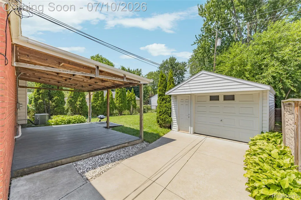 26508 Five Mile Road Redford Charter Township MI 48239