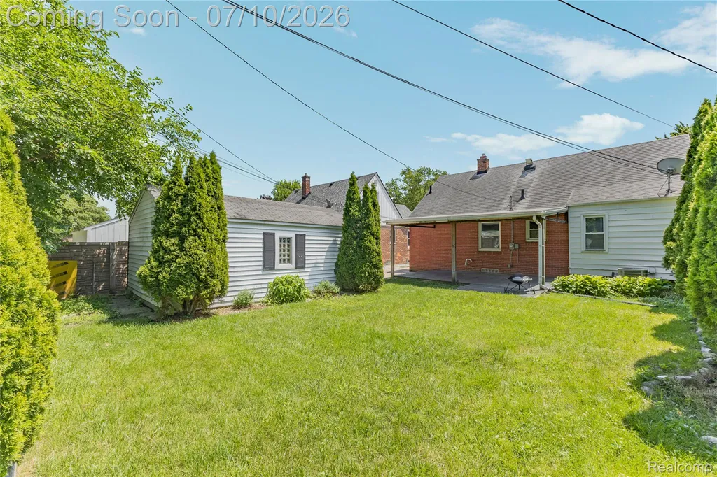 26508 Five Mile Road Redford Charter Township MI 48239