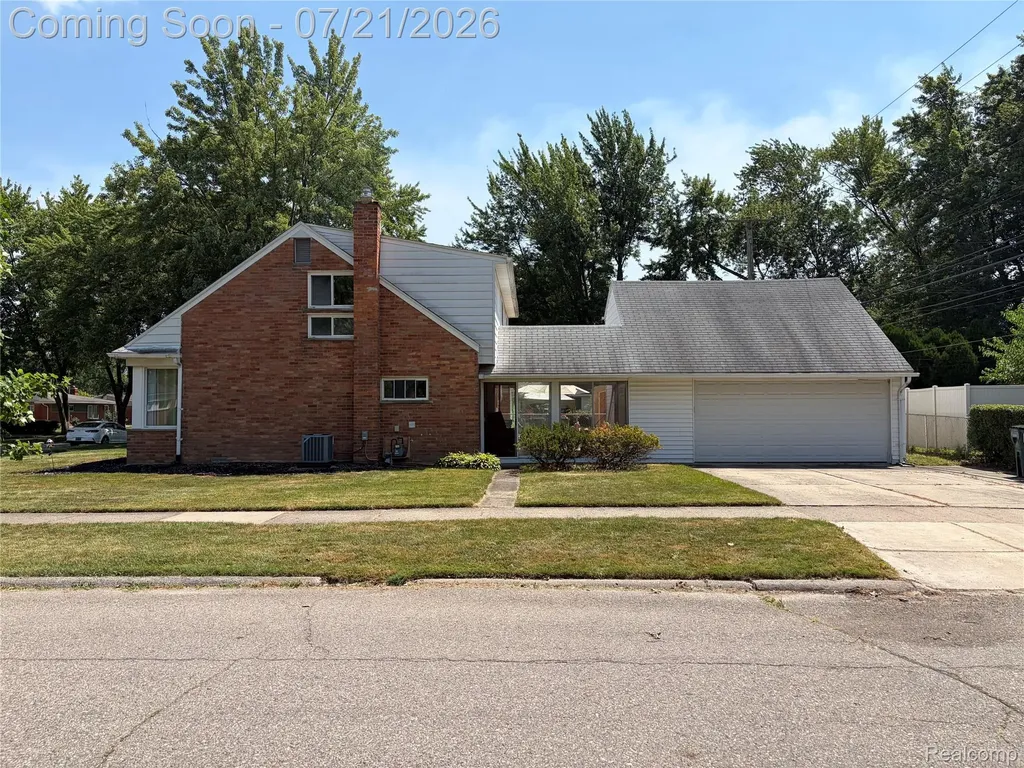 747 Jamaica Drive Troy City MI 48083