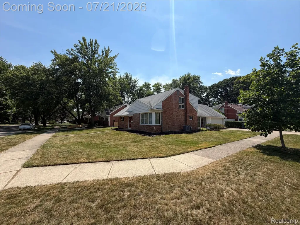 747 Jamaica Drive Troy City MI 48083