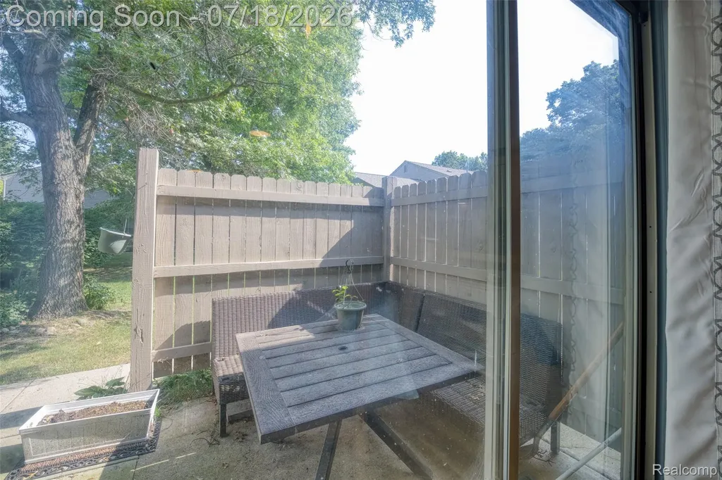 30 Pine Tree Ridge Drive Waterford Charter Township MI 48327