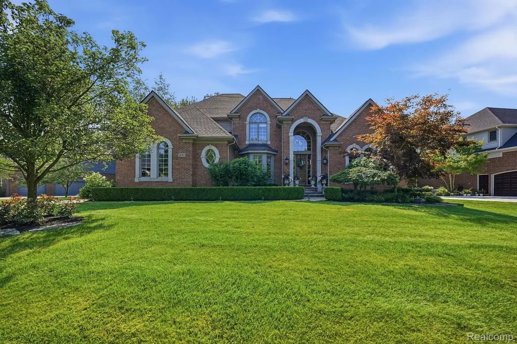 26363 Mandalay Circle Novi City MI 48374