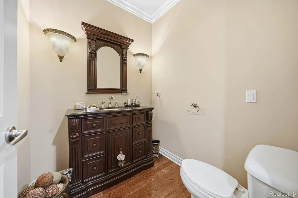 26363 Mandalay Circle Novi City MI 48374