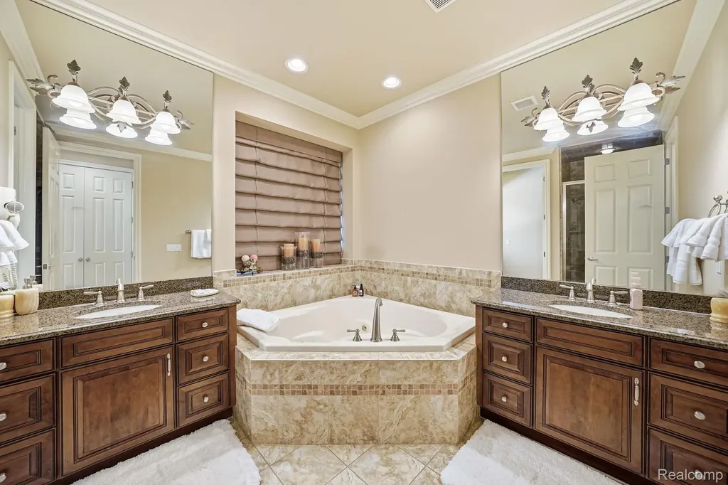 26363 Mandalay Circle Novi City MI 48374