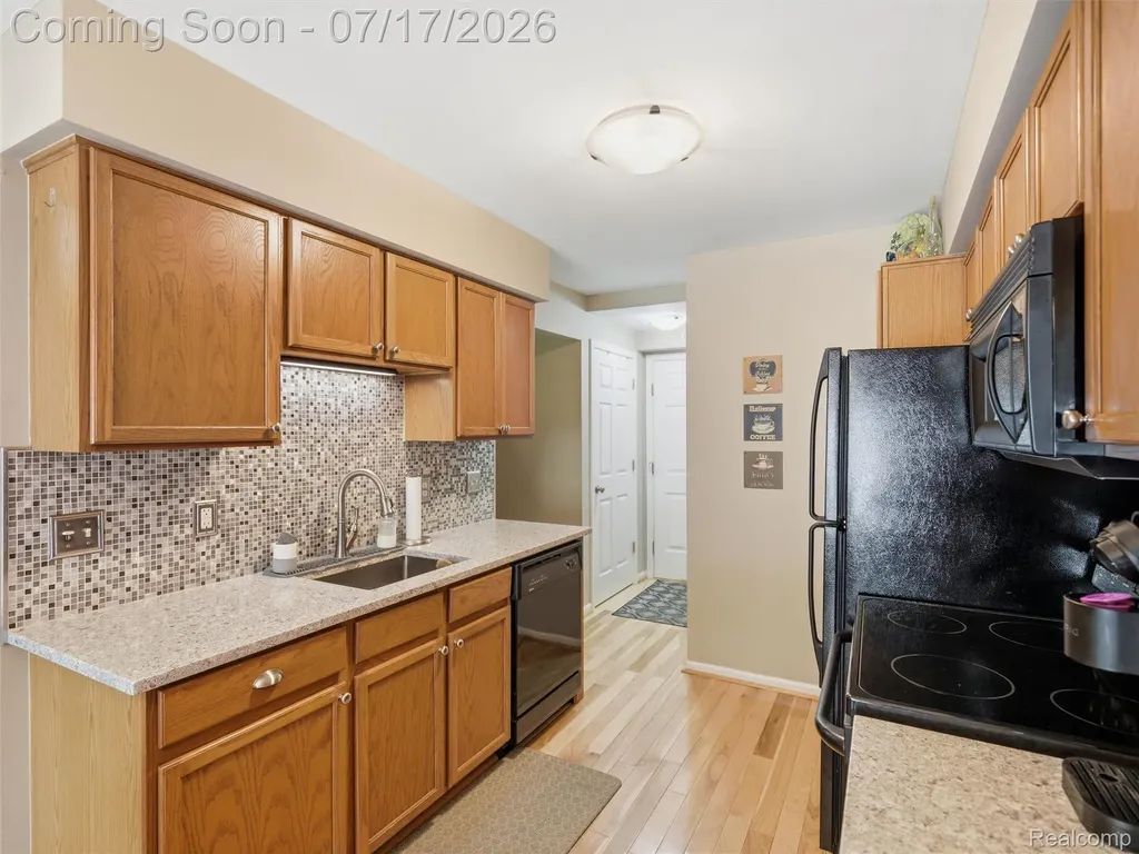 3404 Gingell Drive Orion Charter Township MI 48359