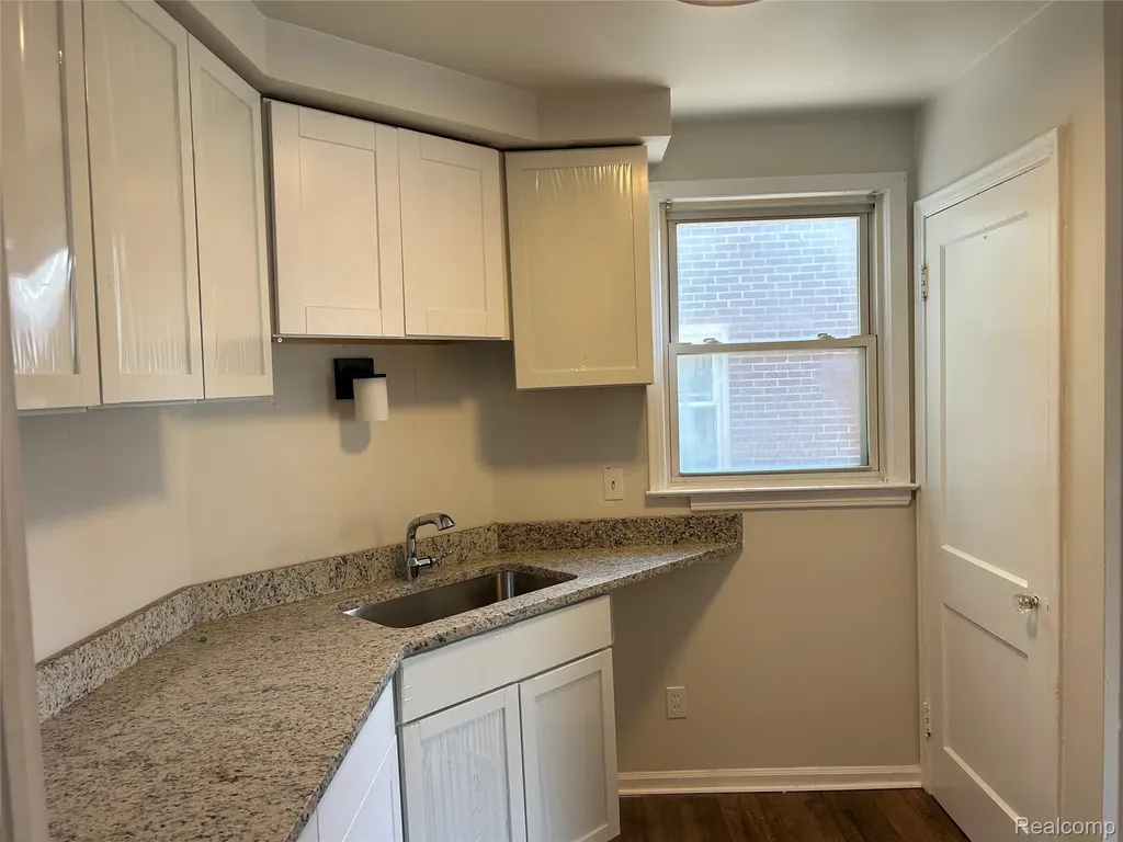 12914 Hazelton Street Detroit City MI 48223